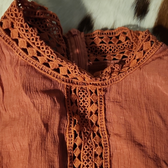 Women's Ruffled Lace Trim Top - Rust - Picture 2 of 8